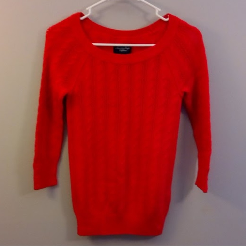 [AEO] Red Cable Knit Sweater (Size XS)
